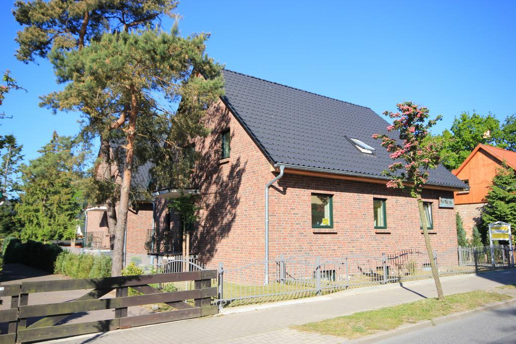Apartmenthaus Hus Uebi By Rujana Binz Exterior photo